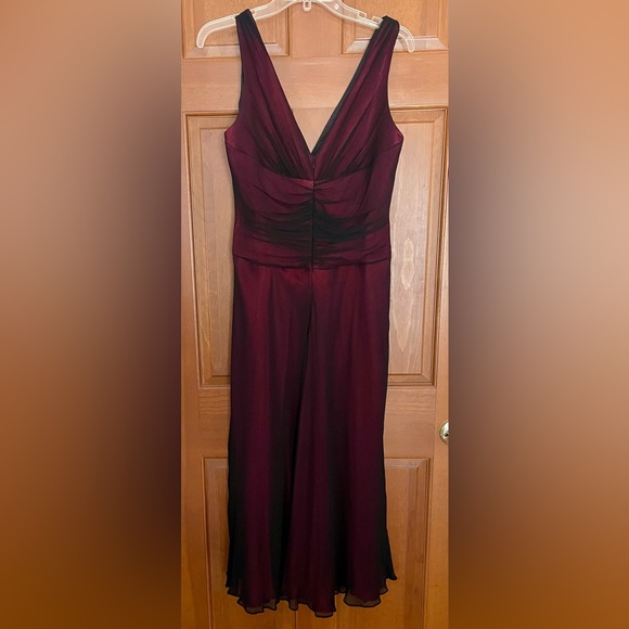 Jones New York Red Black Silk Embellished Sleeveless Midi Dress - Picture 4 of 8